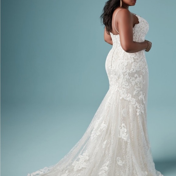 Tuscany Marie Maggie Sottero Wedding Dress size 18 - Picture 4 of 7